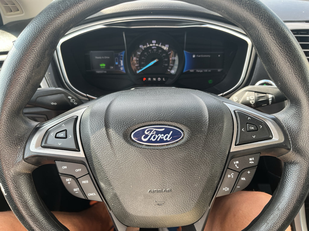 Used 2018 Ford Fusion SE FWD image 15