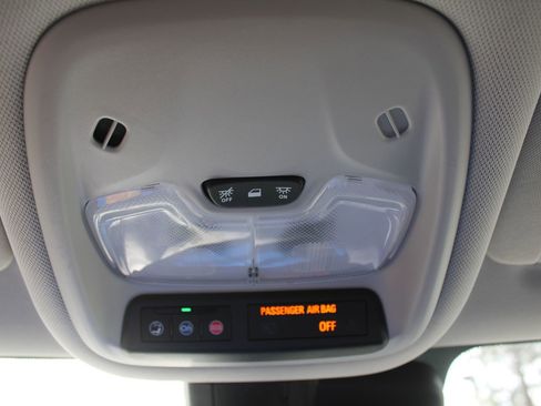 Used 2023 Chevrolet TrailBlazer LT image 46