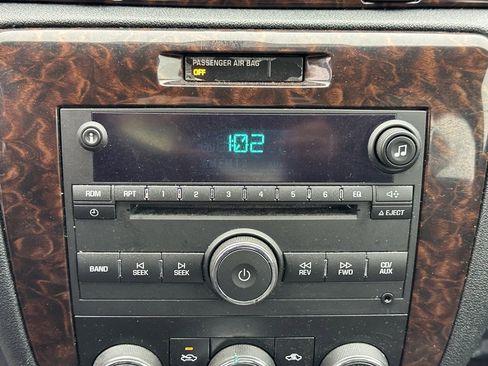 Used 2016 Chevrolet Impala LS image 26