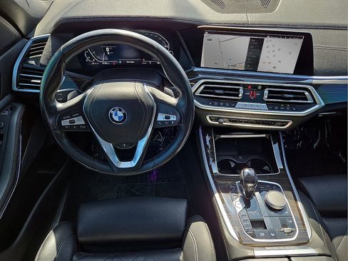 Used 2023 BMW X5 xDrive45e image 18
