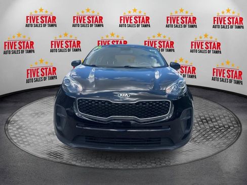 Used 2019 Kia Sportage LX FWD image 2