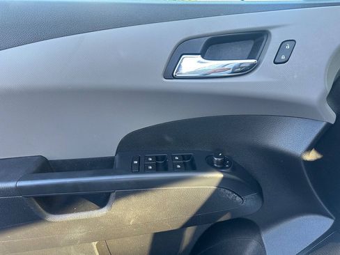 Used 2016 Chevrolet Sonic LT FWD image 13