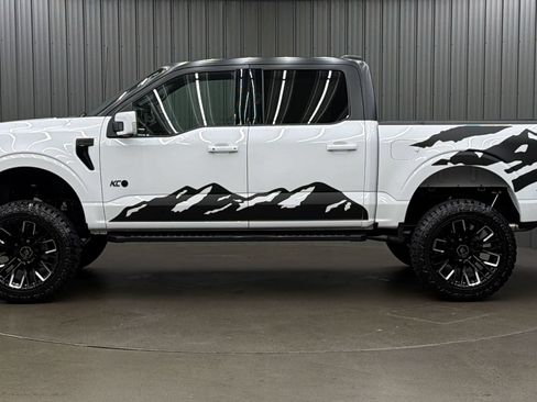 Used 2026 Ford F150 Lariat AWD/4WD image 2