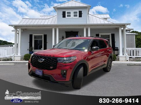 Used 2025 Ford Explorer ST AWD/4WD image 2
