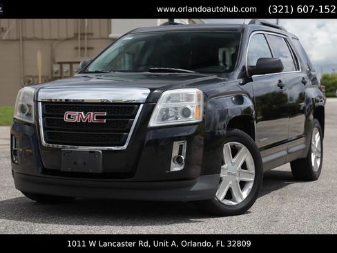 Used 2011 GMC Terrain SLE FWD image 1