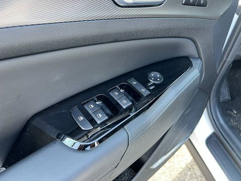 Used 2024 Kia Sportage SX FWD image 12