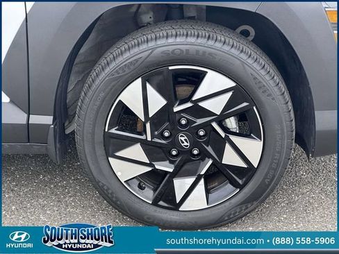 Certified 2025 Hyundai Kona SEL AWD/4WD image 9