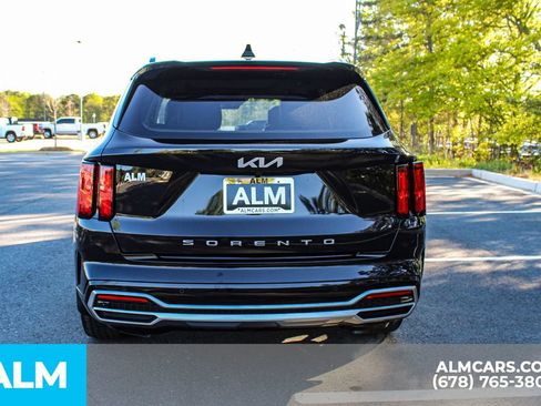 Used 2022 Kia Sorento SX FWD image 9