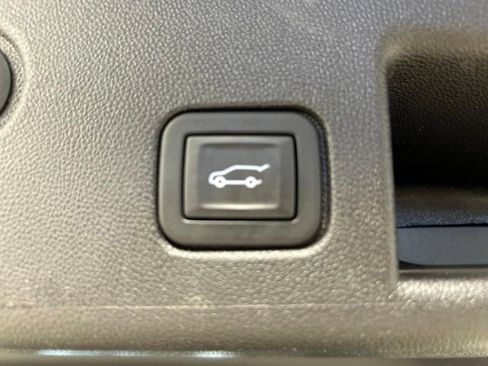 Used 2024 Chevrolet Equinox RS AWD/4WD image 21