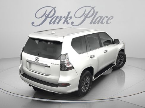 Used 2022 Lexus GX 460 w/ Black Line Special Edition AWD/4WD image 4