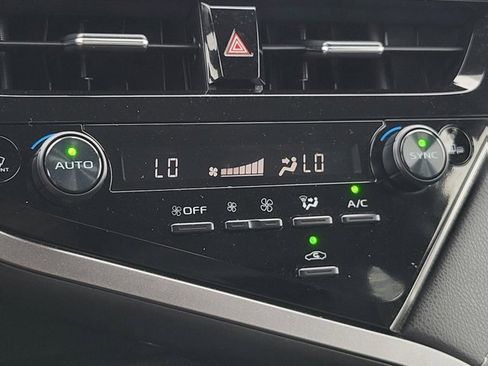 Used 2023 Toyota Camry XSE image 26