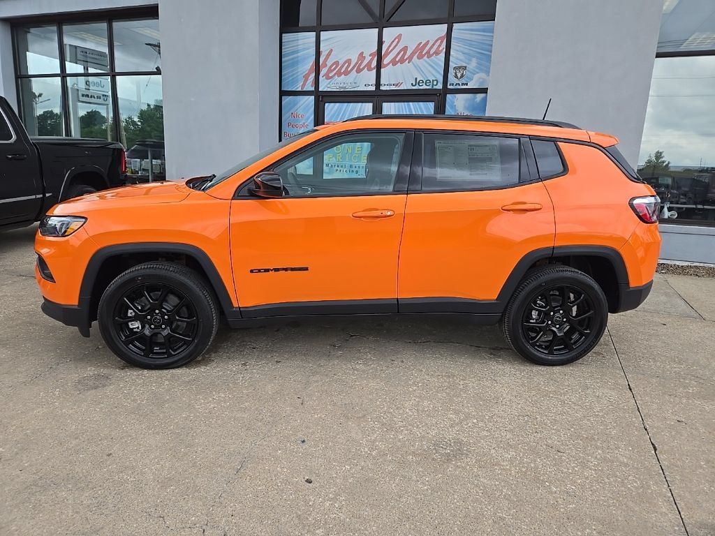 New 2026 Jeep Compass Latitude AWD/4WD image 4