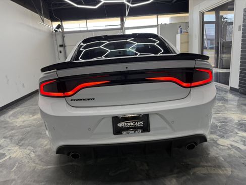 Used 2023 Dodge Charger GT w/ Plus Group RWD image 4
