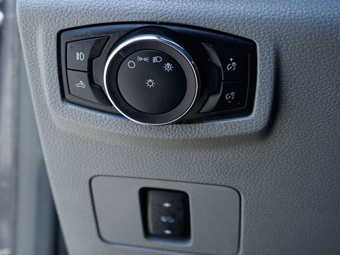 Used 2019 Ford F250 XLT w/ XLT Premium Package image 18