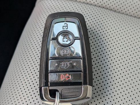 Used 2022 Lincoln Corsair FWD w/ Equipment Group 101A image 30