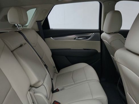 Used 2021 Cadillac XT5 Premium Luxury w/ LPO, Floor Liner Package FWD image 22