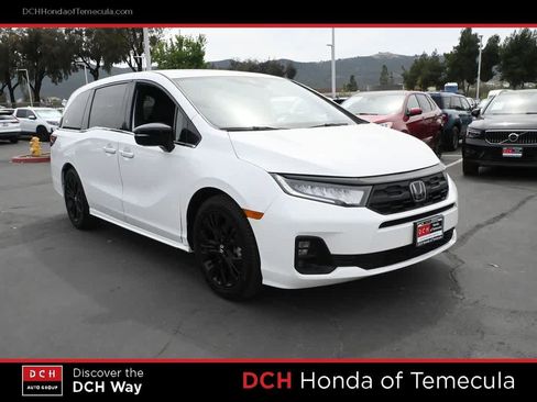 Used 2025 Honda Odyssey Sport-L image 3