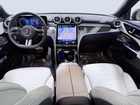 Used 2025 Mercedes-Benz C 300 4MATIC Sedan image 6