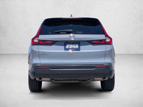 Used 2025 Honda CR-V LX image 6
