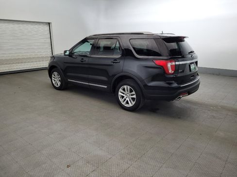 Used 2018 Ford Explorer XLT w/ Equipment Group 202A AWD/4WD image 3