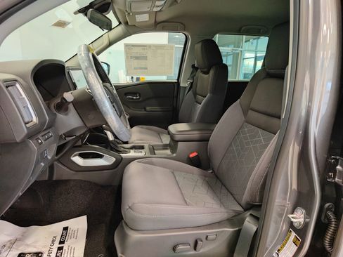 New 2026 Nissan Frontier SV image 11