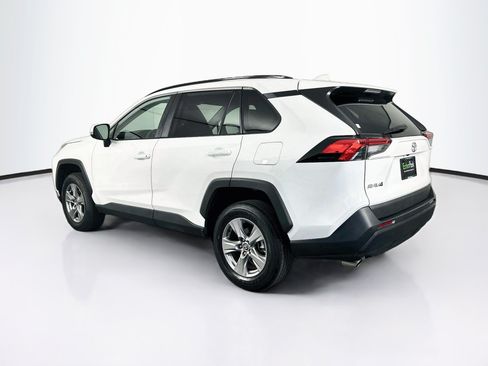 Used 2024 Toyota RAV4 XLE FWD image 5