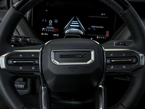 New 2026 GMC Yukon Denali w/ Denali Reserve Package AWD/4WD image 15