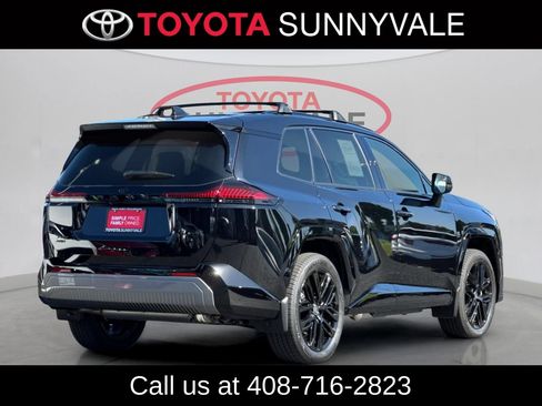 Used 2026 Toyota RAV4 XSE w/ Panoramic Sun Roof Package AWD/4WD image 3