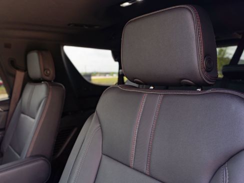 Used 2022 Chevrolet Tahoe RST w/ Luxury Package image 24