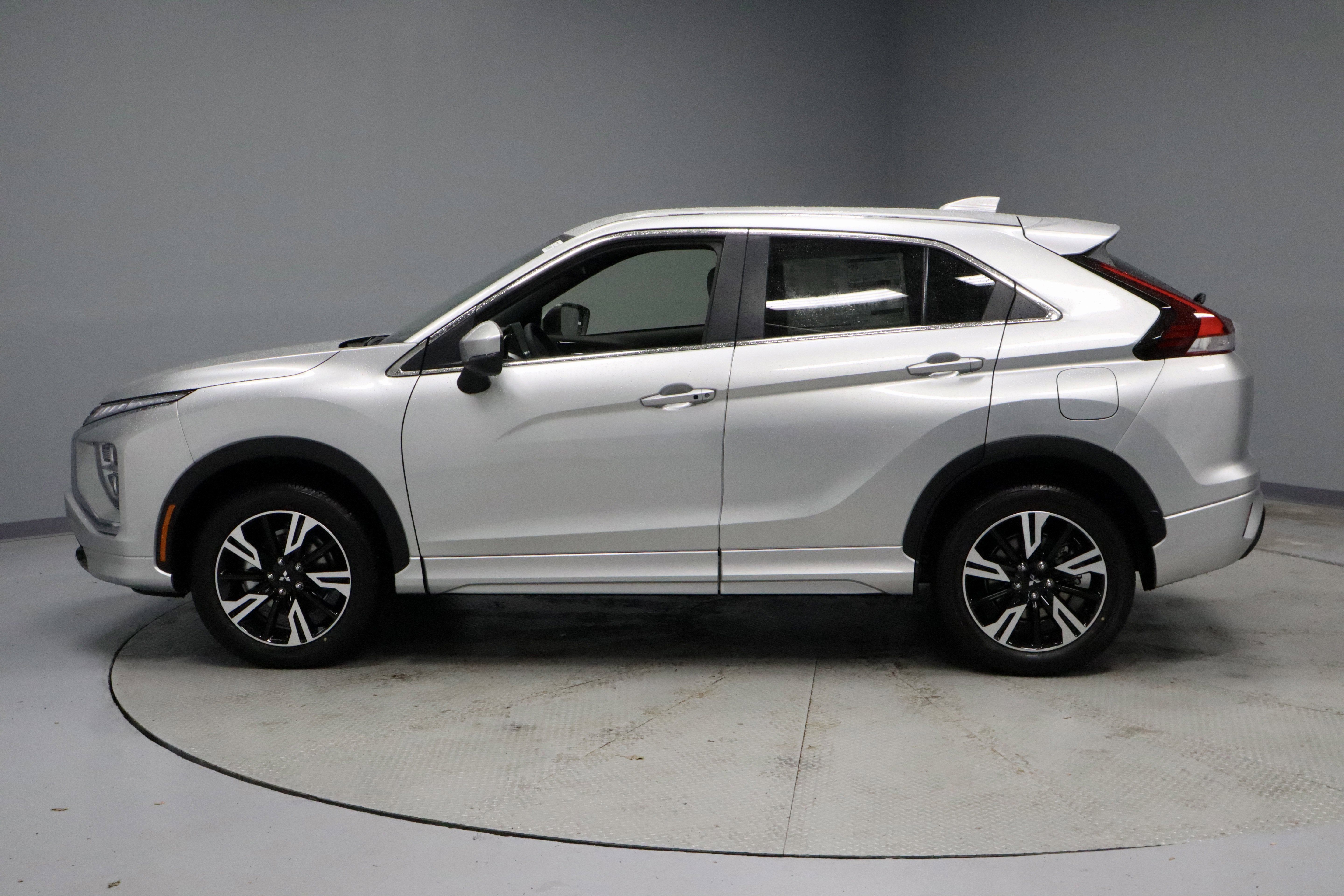 New 2026 Mitsubishi Eclipse Cross SEL AWD/4WD image 5