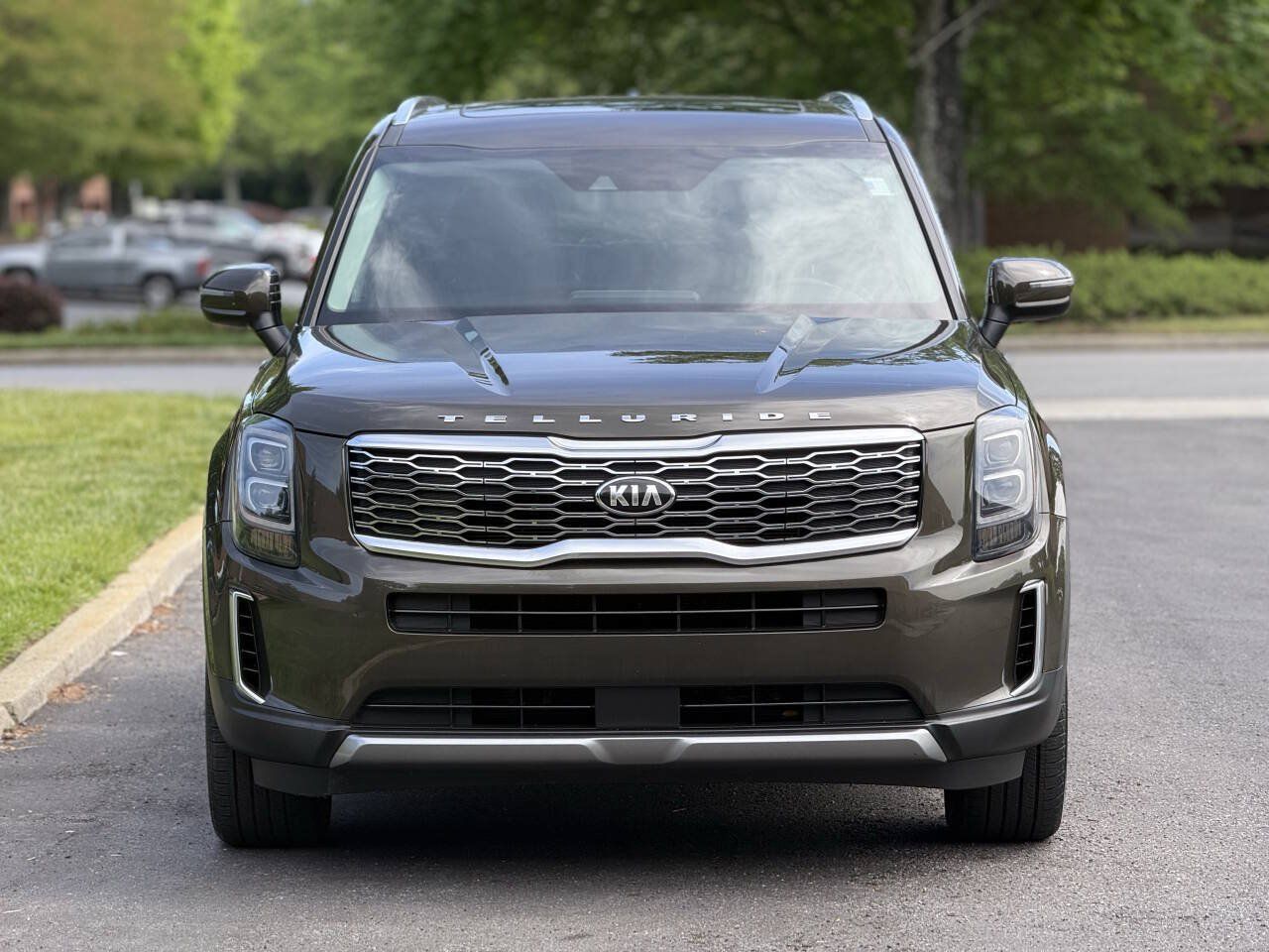 Used 2021 Kia Telluride EX w/ EX Premium Package FWD image 4