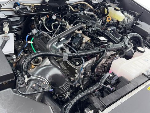 Used 2025 Toyota Tacoma SR5 image 55