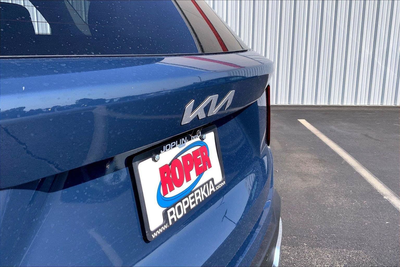 Used 2025 Kia Sorento S FWD image 31