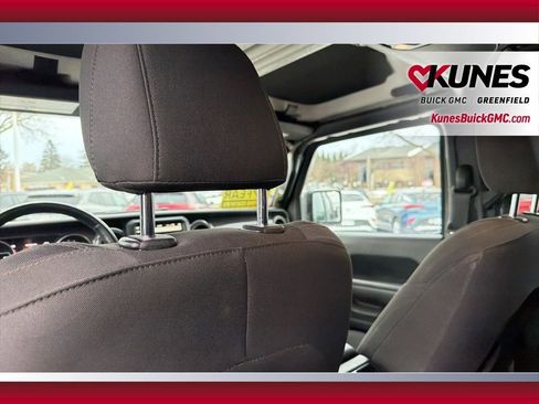 Used 2022 Jeep Wrangler Unlimited Sport image 27