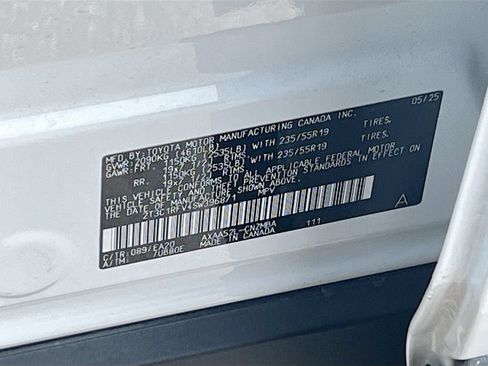 Used 2025 Toyota RAV4 XLE Premium w/ Weather Package FWD image 32