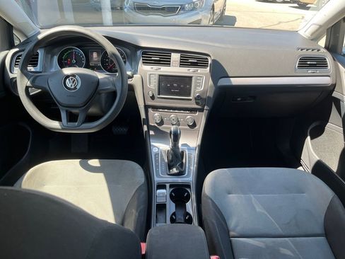 Used 2016 Volkswagen e-Golf SE w/ DC Fast Charging Package FWD image 23