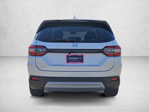 Used 2025 Honda Pilot EX-L image 8