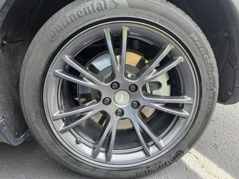 Used 2025 Tesla Model Y Long Range AWD/4WD image 27