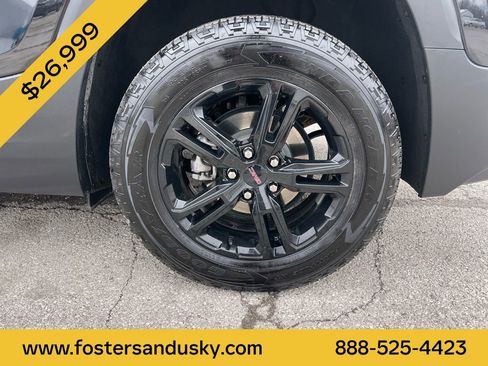 Used 2022 GMC Terrain AT4 w/ Infotainment Package II image 22