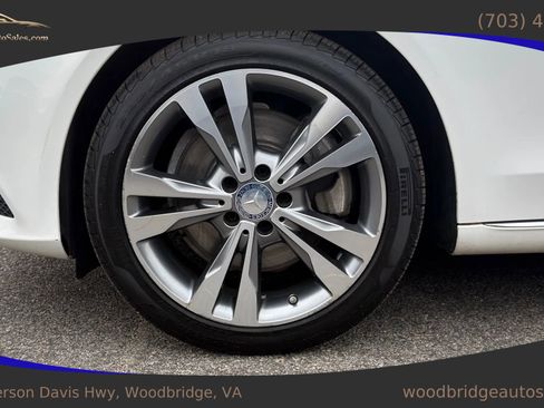 Used 2016 Mercedes-Benz C 300 4MATIC Sedan image 36