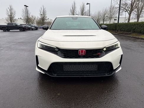 Certified 2024 Honda Civic Type R image 2