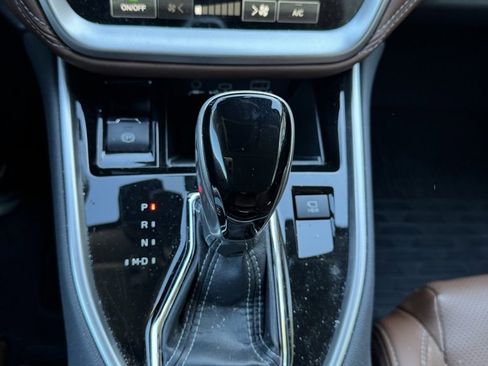 Certified 2023 Subaru Outback Touring image 12