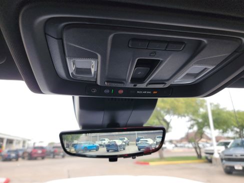 Used 2024 GMC Sierra 1500 AT4 w/ Technology Package image 29