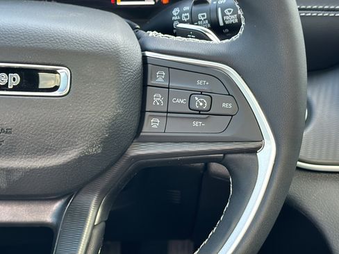 New 2026 Jeep Grand Cherokee Laredo X RWD image 20