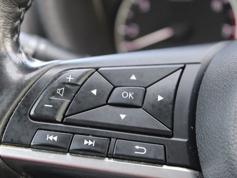 Used 2022 Nissan Sentra SV image 28