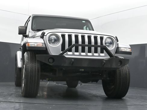 Used 2021 Jeep Wrangler Unlimited Sahara AWD/4WD image 42