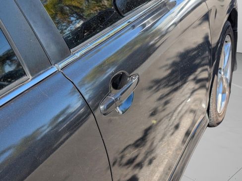 Used 2011 Toyota Camry SE image 25