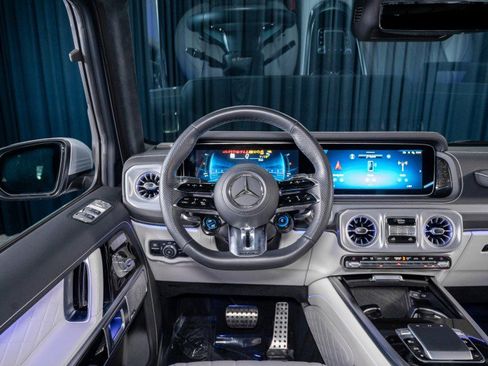 Certified 2025 Mercedes-Benz G 63 AMG 4MATIC image 15