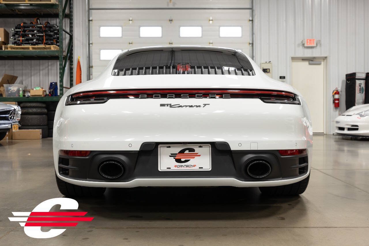 Used 2024 Porsche 911 Carrera T RWD image 4
