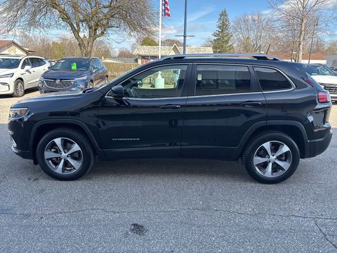 Used 2021 Jeep Cherokee Limited image 8